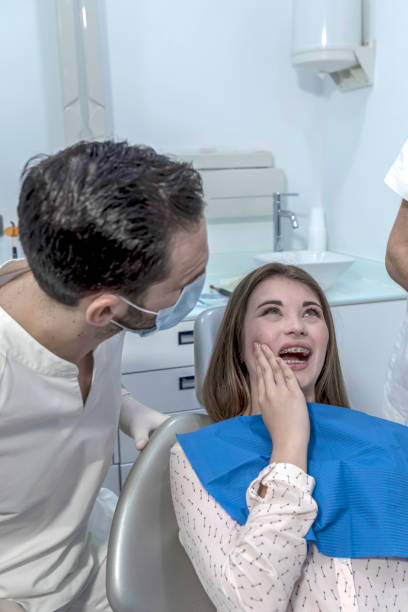 Best Chipped Tooth Repair Near Me  in Highland Park, MI